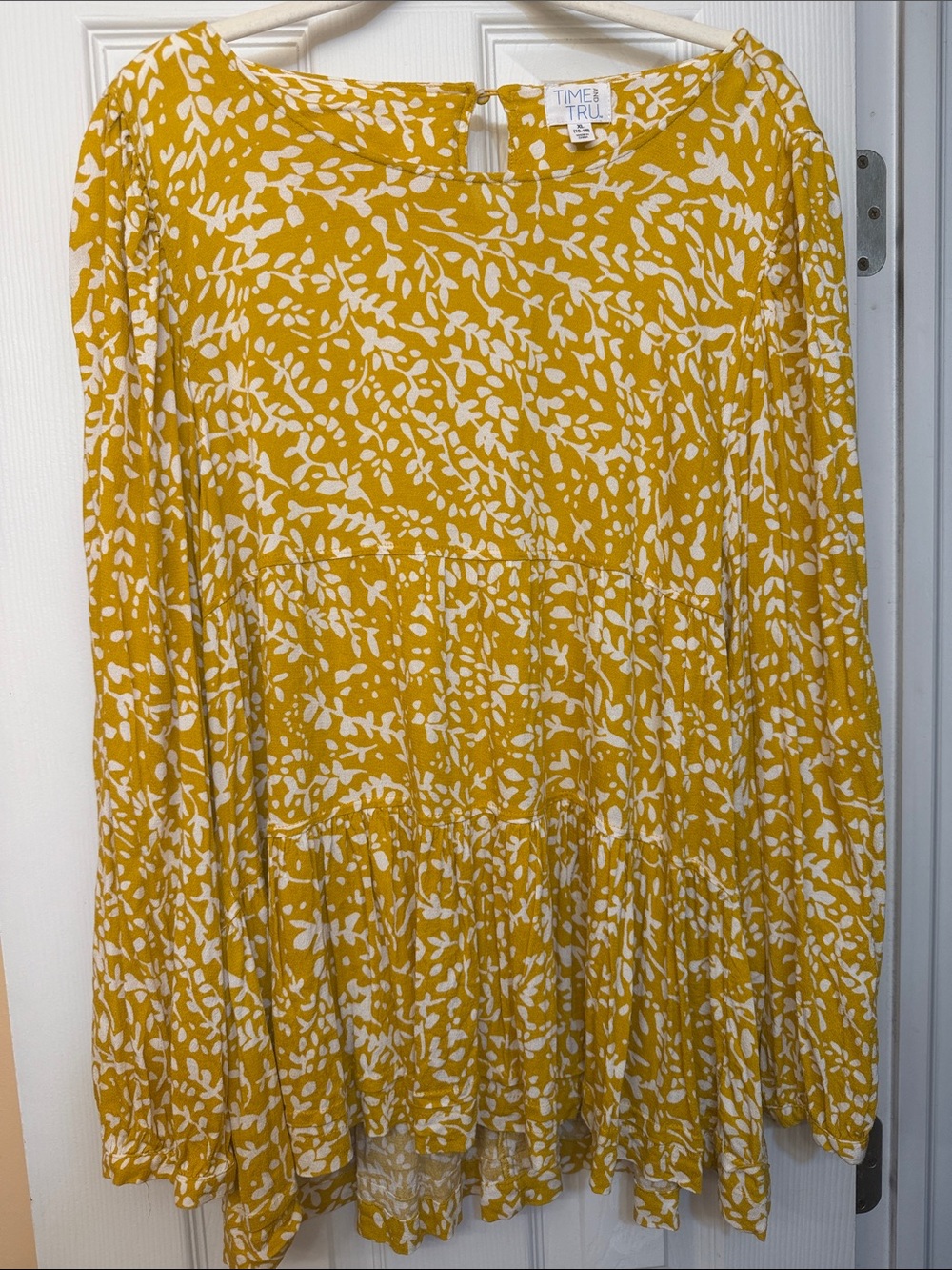 Time and Tru Yellow and White Printed Peasant Tunic